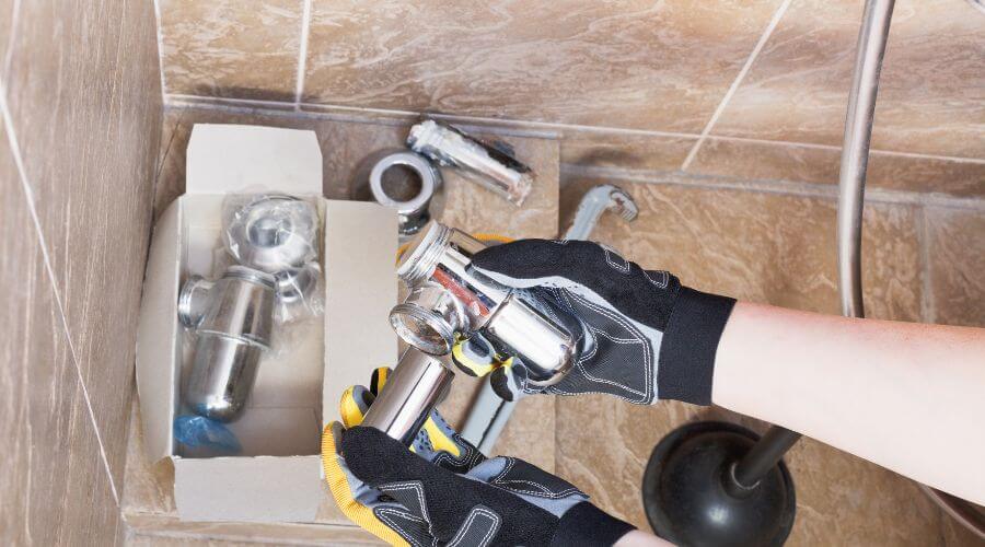 Professional gutter cleaning in Oneida, WI